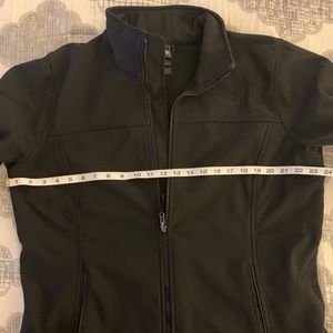 Women’s North face Jacket
